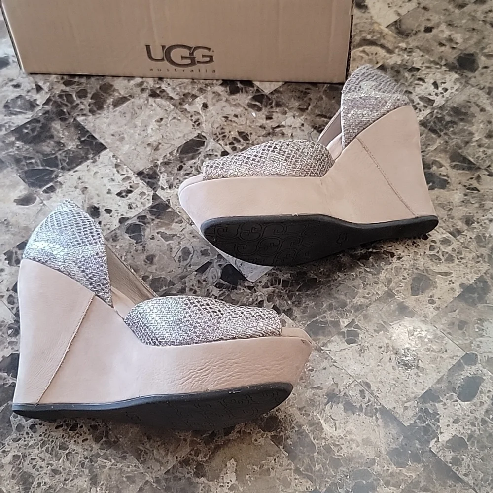 UGG Toura Snake Print Peep-toe Embossed Wedge 6